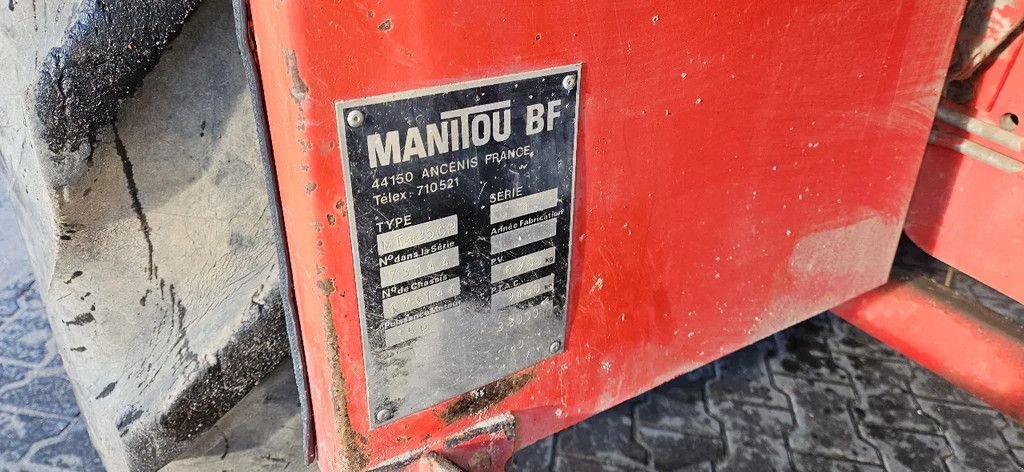 Teleskoplader tip Manitou MT 425 cp, Gebrauchtmaschine in Scharsterbrug (Poză 8)