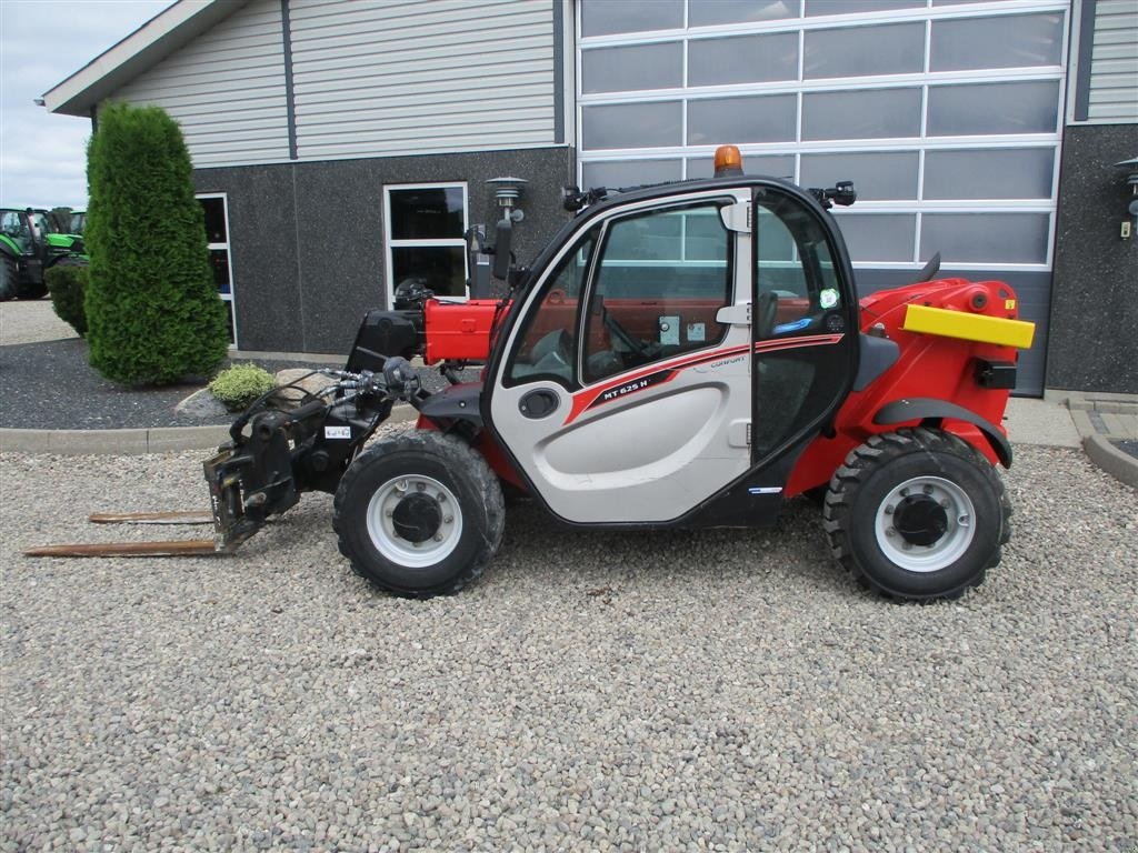 Teleskoplader van het type Manitou MT 625H COMFORT Dansk maskine, med hydrauliske pallegafler., Gebrauchtmaschine in Lintrup (Foto 8)