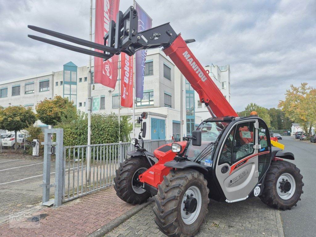 Teleskoplader от тип Manitou MT 730 Smart, Gebrauchtmaschine в Friedrichsdorf (Снимка 10)