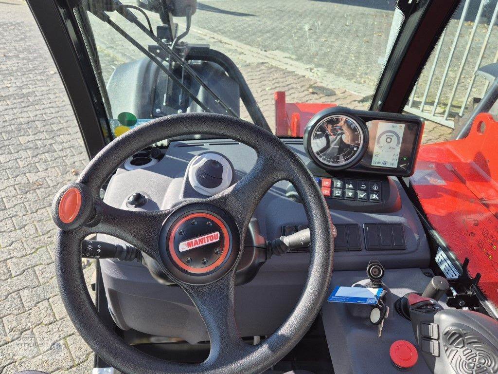 Teleskoplader typu Manitou MT 730 Smart, Gebrauchtmaschine w Friedrichsdorf (Zdjęcie 11)