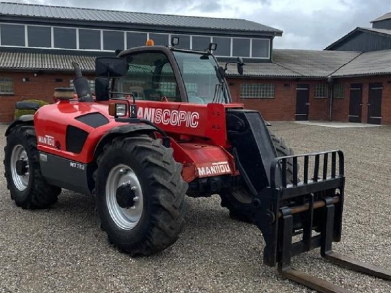 Teleskoplader typu Manitou MT 732 kun kørt 4300 timer rigtig velholdt maskine med pallegafler, Gebrauchtmaschine v Bylderup-Bov (Obrázok 1)