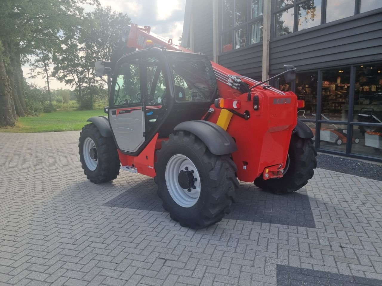 Teleskoplader van het type Manitou MT 733, Gebrauchtmaschine in Lunteren (Foto 3)