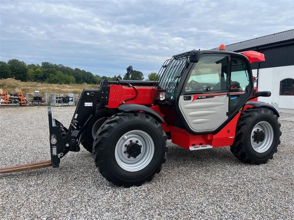 Teleskoplader van het type Manitou MT 933 ST5 FIN STAND AIRCON, Gebrauchtmaschine in Mariager (Foto 1)