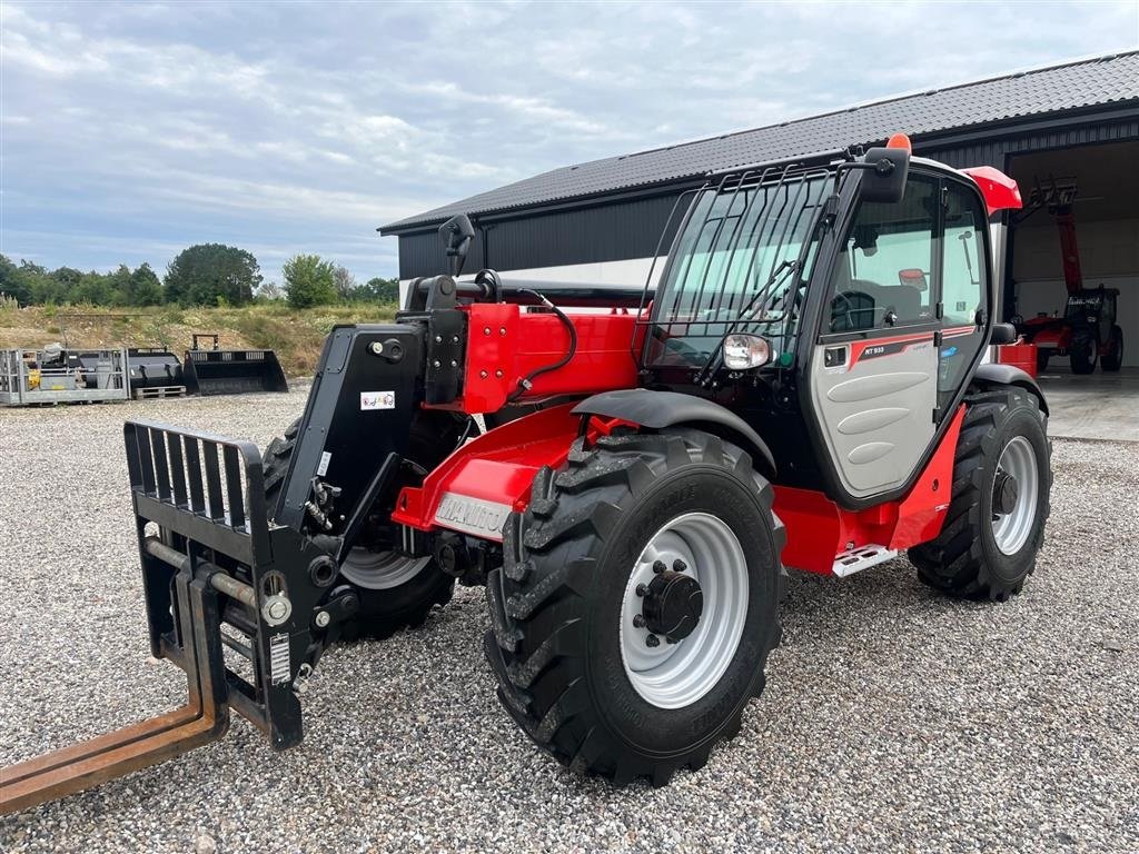 Teleskoplader van het type Manitou MT 933 ST5 FIN STAND AIRCON, Gebrauchtmaschine in Mariager (Foto 2)