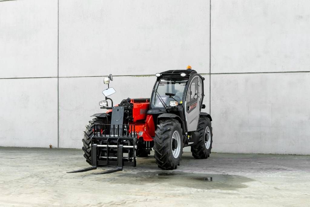 Teleskoplader van het type Manitou MT 935, Neumaschine in Moerbeke (Foto 1)