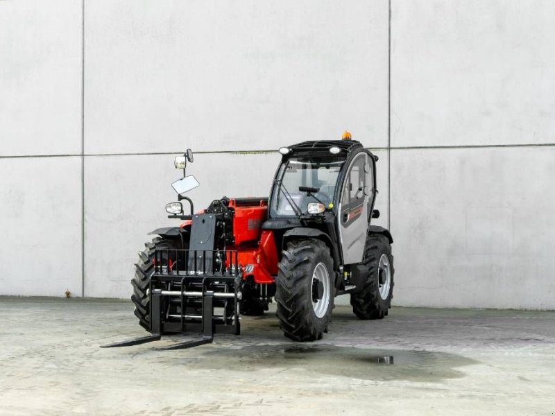 Teleskoplader van het type Manitou MT 935, Neumaschine in Moerbeke