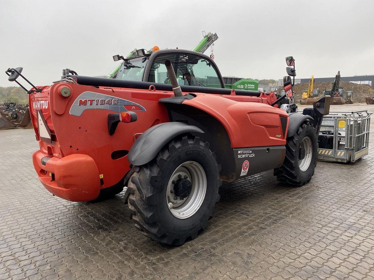 Teleskoplader of the type Manitou MT1840A ST3B, Gebrauchtmaschine in Skive (Picture 4)