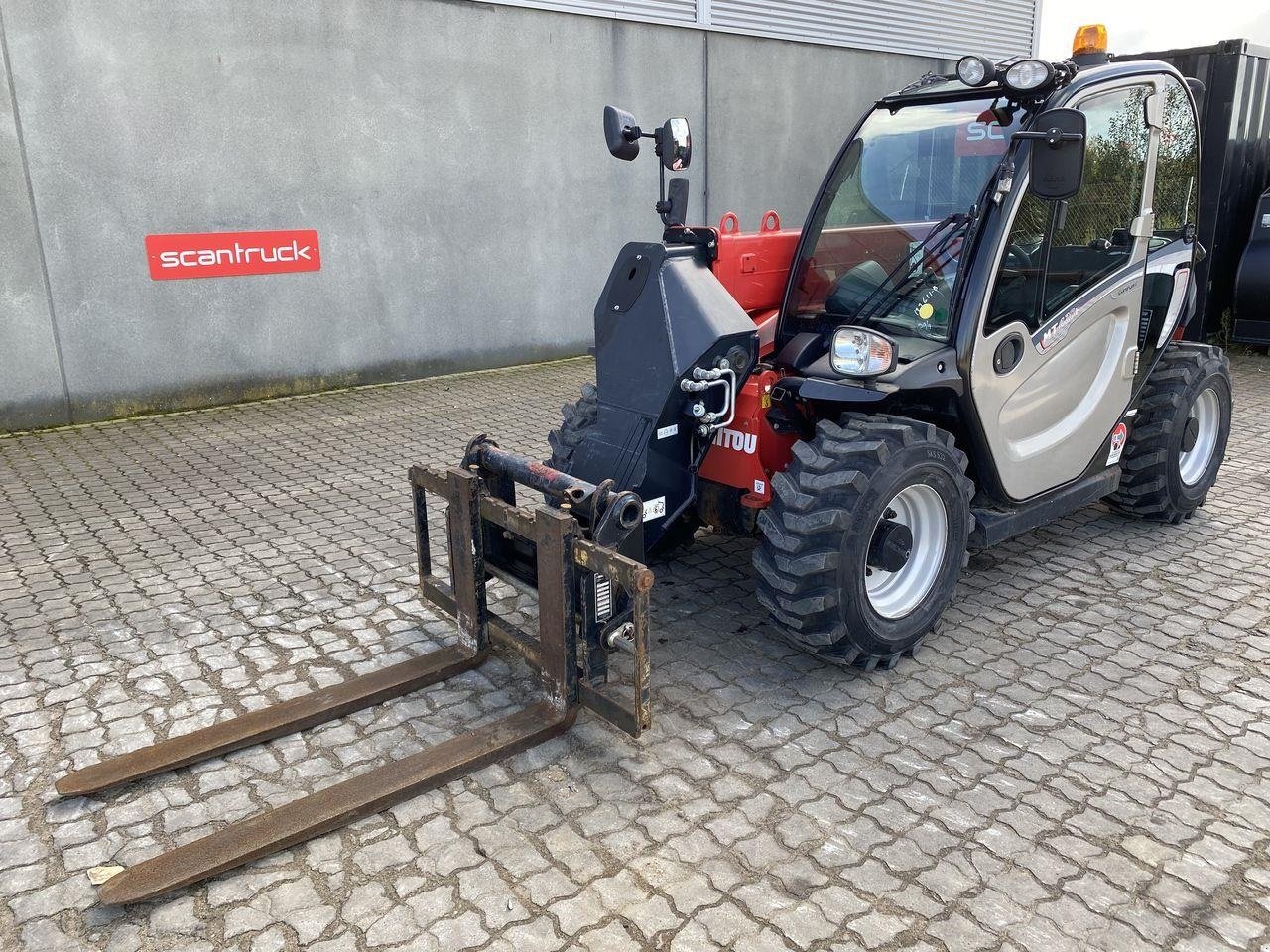 Teleskoplader za tip Manitou MT420H Comfort, Gebrauchtmaschine u Skive (Slika 1)