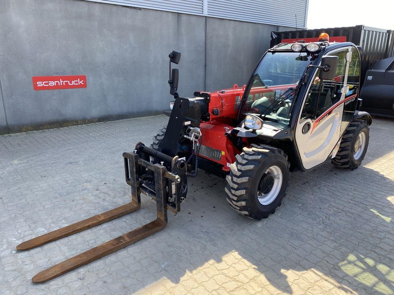 Teleskoplader tip Manitou MT625H COMFORT ST5, Gebrauchtmaschine in Skive (Poză 1)