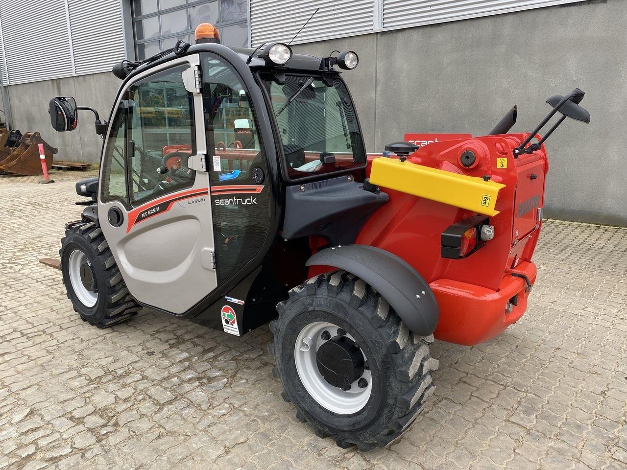 Teleskoplader typu Manitou MT625H COMFORT ST5, Gebrauchtmaschine v Skive (Obrázok 2)