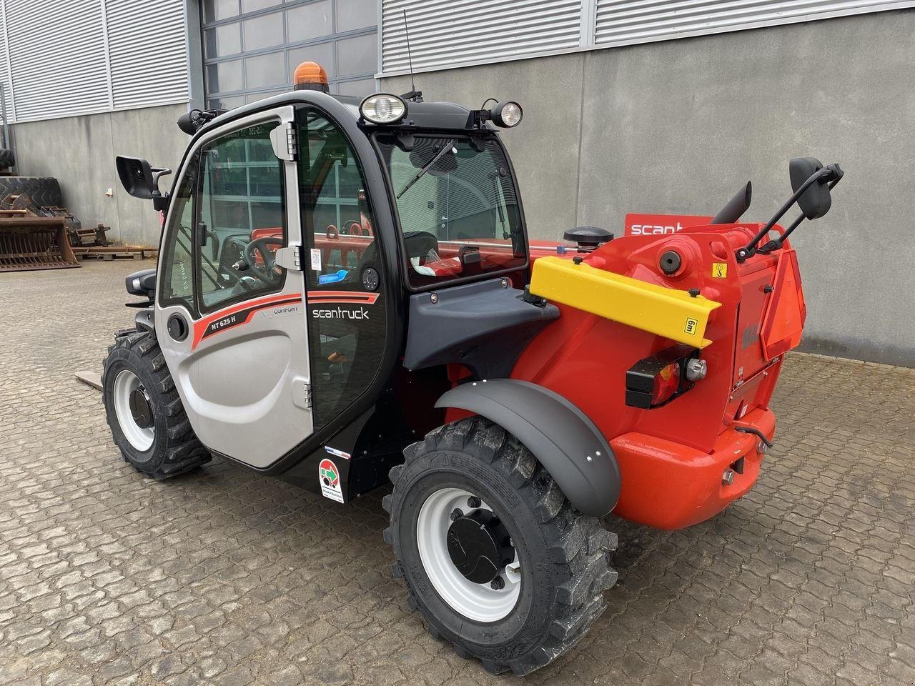 Teleskoplader du type Manitou MT625H COMFORT ST5, Gebrauchtmaschine en Skive (Photo 2)