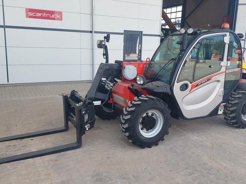 Teleskoplader типа Manitou MT625H COMFORT ST5, Gebrauchtmaschine в Skive (Фотография 1)