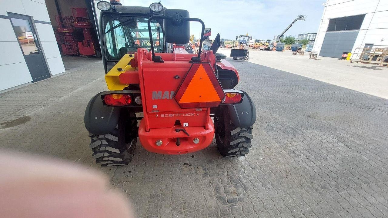 Teleskoplader tip Manitou MT625H COMFORT ST5, Gebrauchtmaschine in Skive (Poză 2)