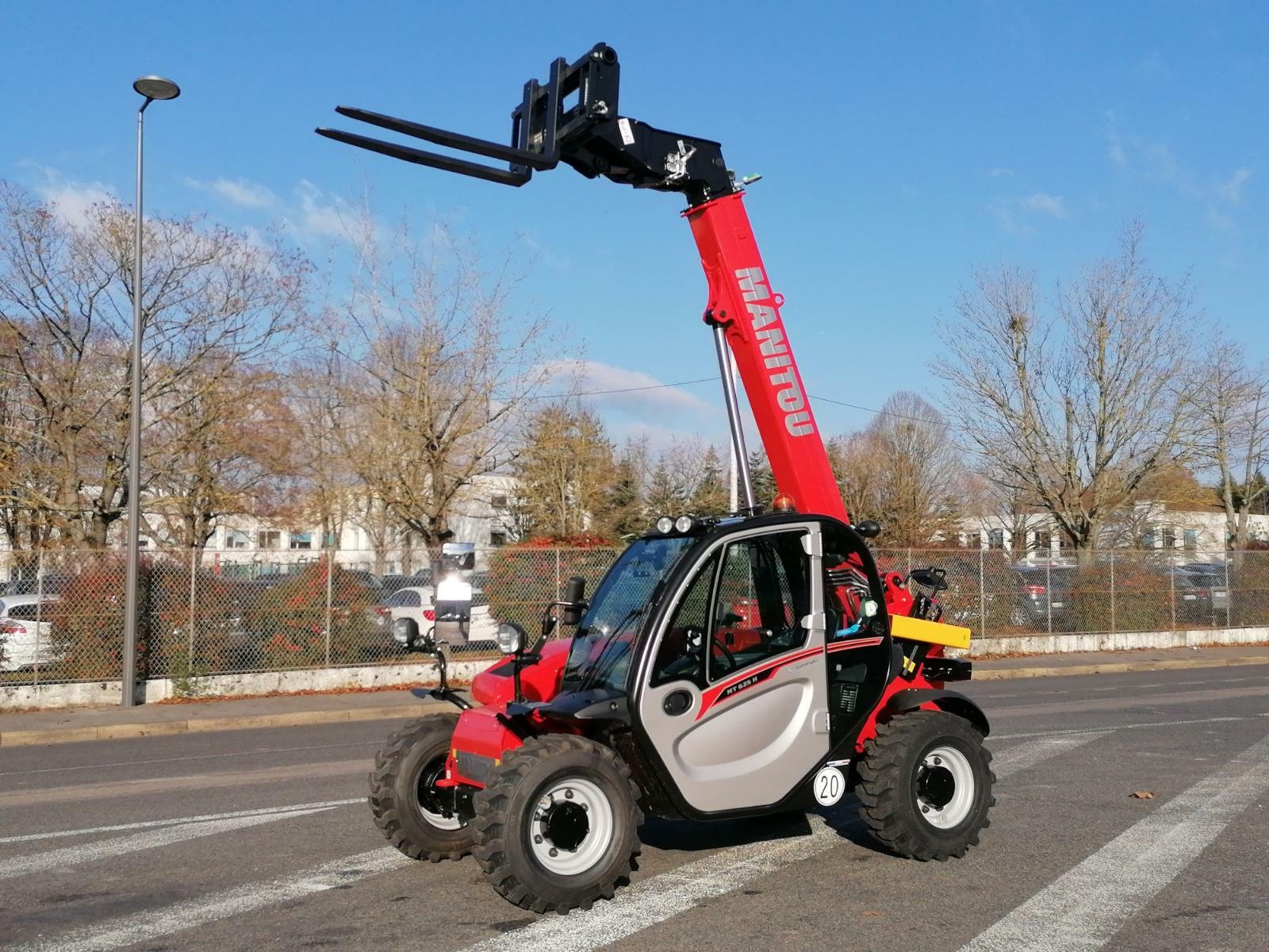 Teleskoplader du type Manitou MT625H, Gebrauchtmaschine en senlis (Photo 1)