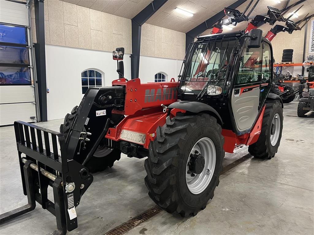 Teleskoplader van het type Manitou MT733, Gebrauchtmaschine in Mariager (Foto 8)