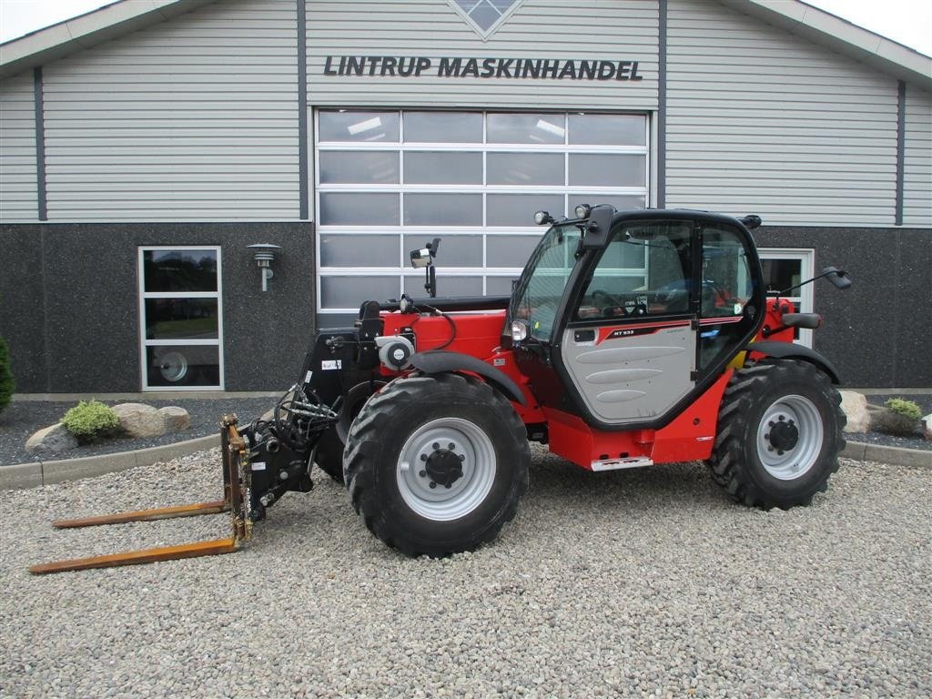 Teleskoplader of the type Manitou MT933 easy Comfort. Dansk maskine, med hydrauliske pallegafler., Gebrauchtmaschine in Lintrup (Picture 1)