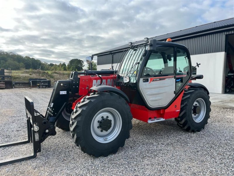 Teleskoplader от тип Manitou MT933, Gebrauchtmaschine в Mariager (Снимка 1)