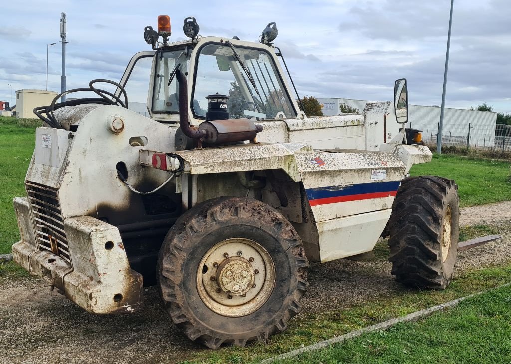 Teleskoplader of the type Manitou MVT 660 T, Gebrauchtmaschine in BAZAINVILLE (Picture 5)