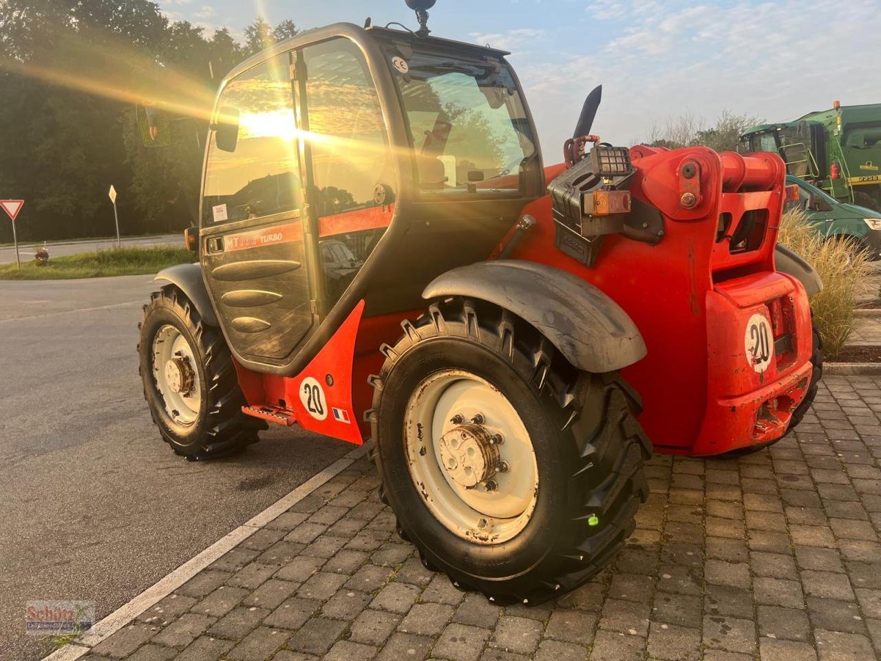 Teleskoplader of the type Manitou Teleskoplader MT932, Gebrauchtmaschine in Schierling (Picture 2)