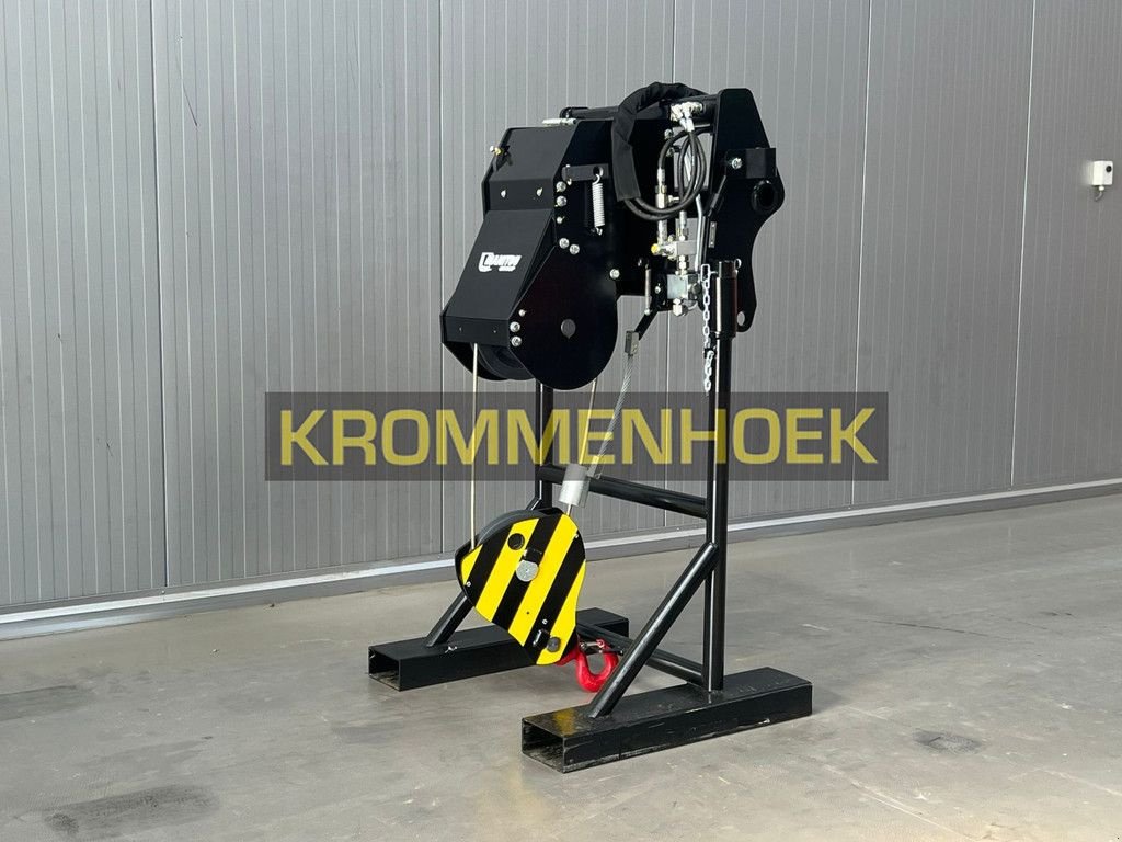 Teleskoplader tip Manitou Winch 5 ton, Neumaschine in Apeldoorn (Poză 1)