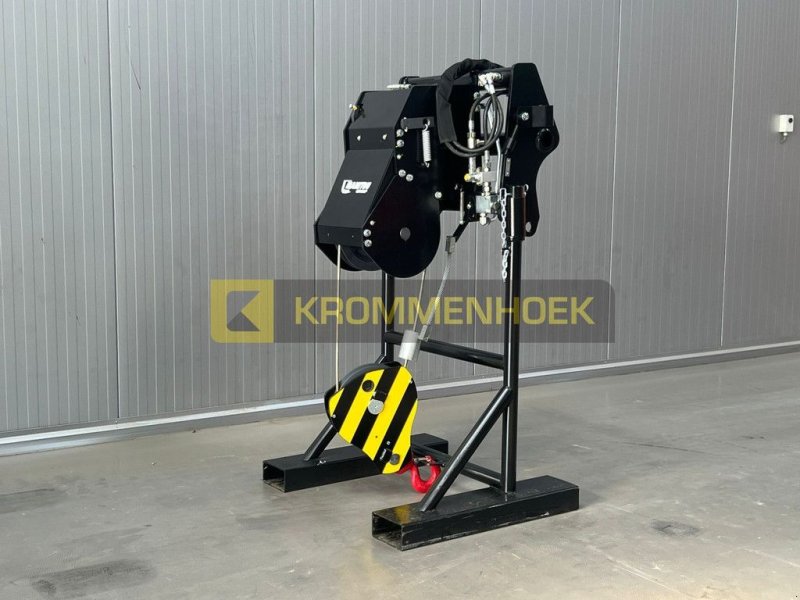 Teleskoplader tipa Manitou Winch 5 ton, Neumaschine u Apeldoorn (Slika 1)