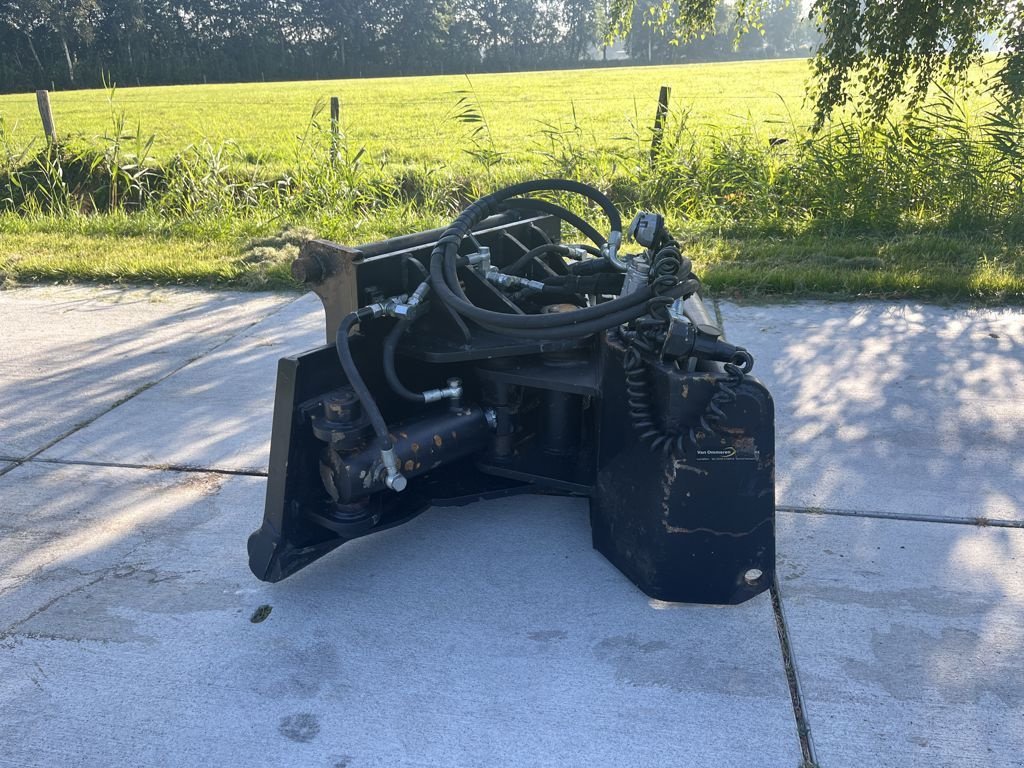 Teleskoplader van het type Manitou Zwenkbok, Neumaschine in Lunteren (Foto 3)