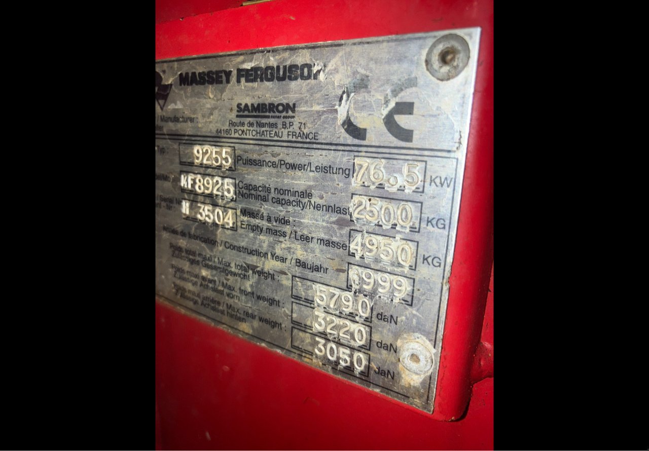 Teleskoplader a típus Massey Ferguson 8925, Gebrauchtmaschine ekkor: MORLHON LE HAUT (Kép 10)