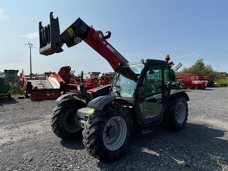 Teleskoplader tip Massey Ferguson 9305 XTRA, Gebrauchtmaschine in Richebourg (Poză 1)