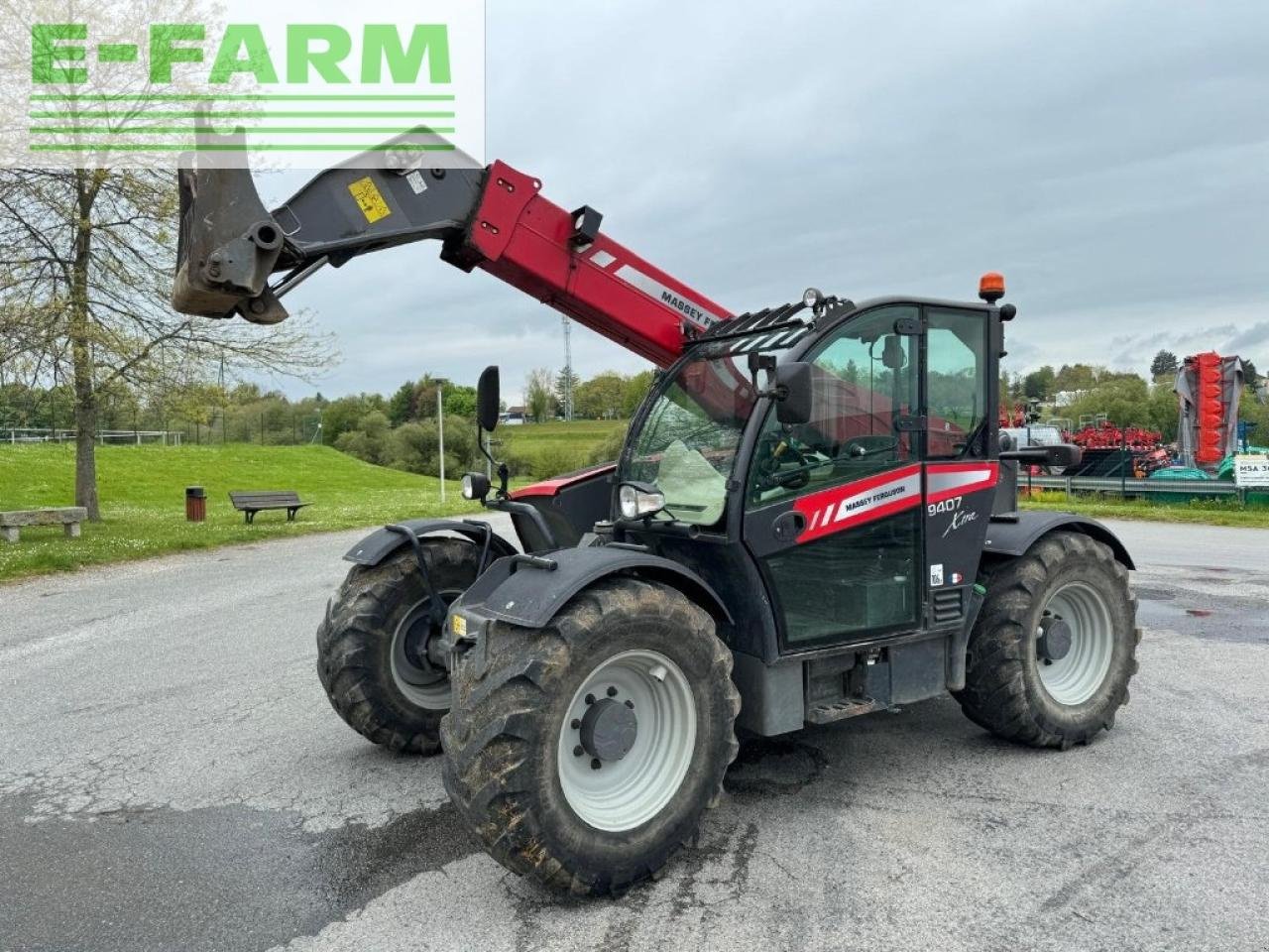 Teleskoplader typu Massey Ferguson 9407 xtra, Gebrauchtmaschine w Ytrac (Zdjęcie 2)