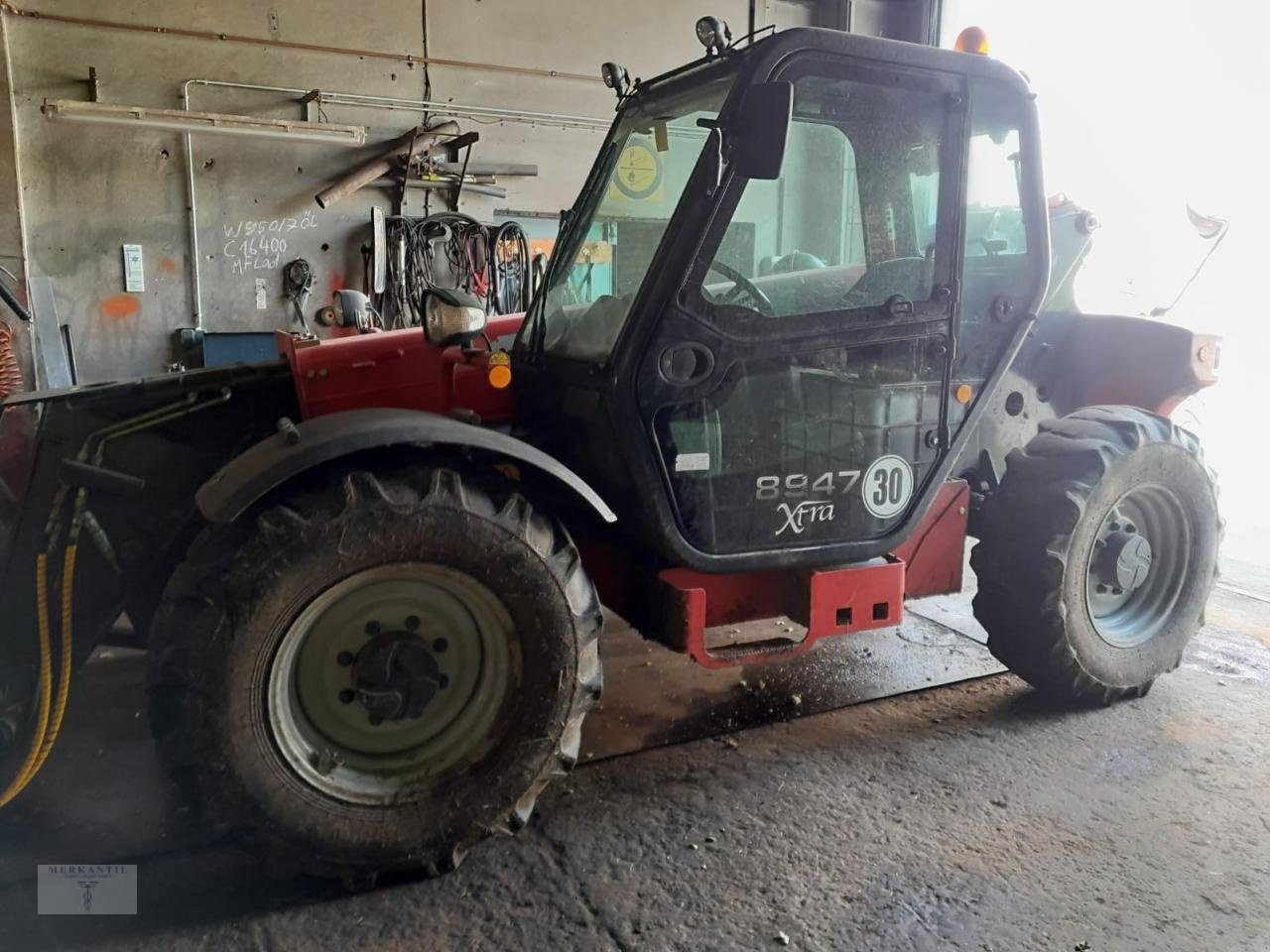 Teleskoplader van het type Massey Ferguson MF 8947 Xtra, Gebrauchtmaschine in Pragsdorf (Foto 1)