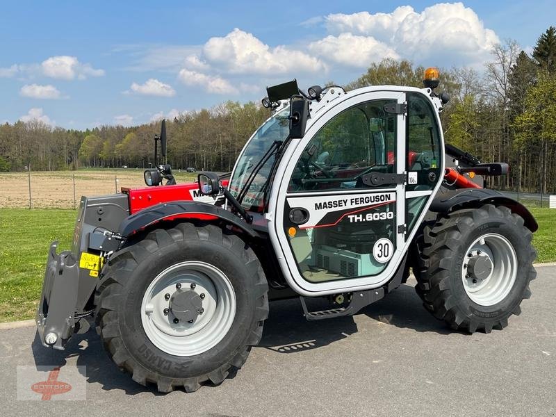 Teleskoplader van het type Massey Ferguson MF TH 6030, Neumaschine in Oederan (Foto 1)