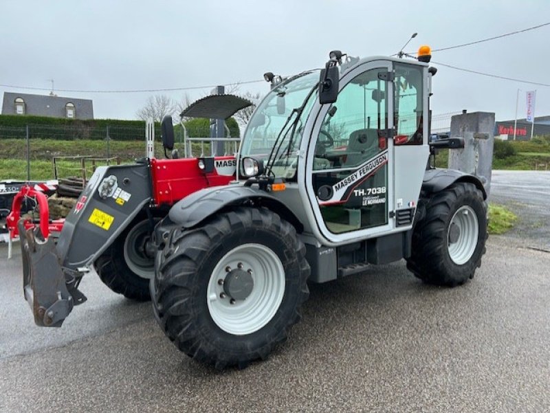 Teleskoplader des Typs Massey Ferguson MFTH7038, Gebrauchtmaschine in JOSSELIN (Bild 10)