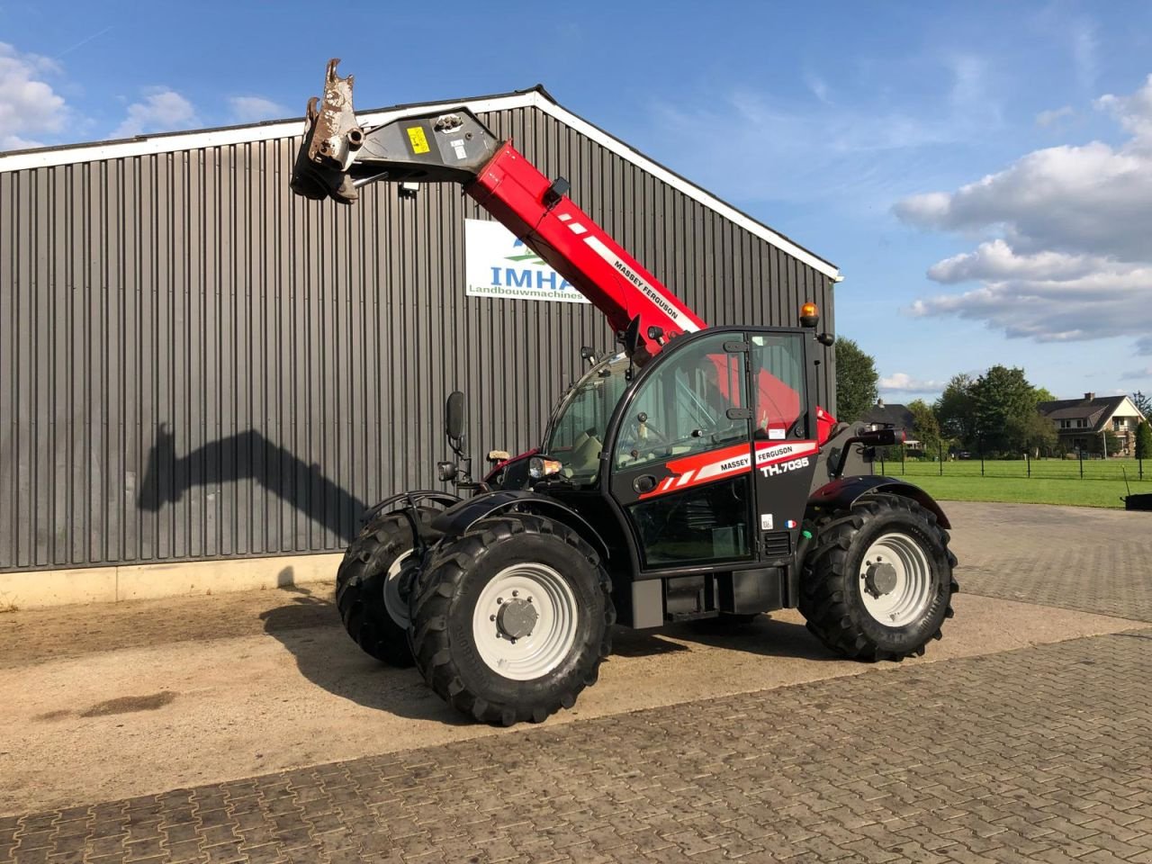 Teleskoplader du type Massey Ferguson TH 7035, Gebrauchtmaschine en Daarle (Photo 2)