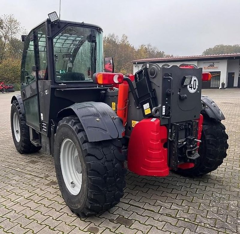 Teleskoplader от тип Massey Ferguson TH 7038, Gebrauchtmaschine в Bramsche (Снимка 4)