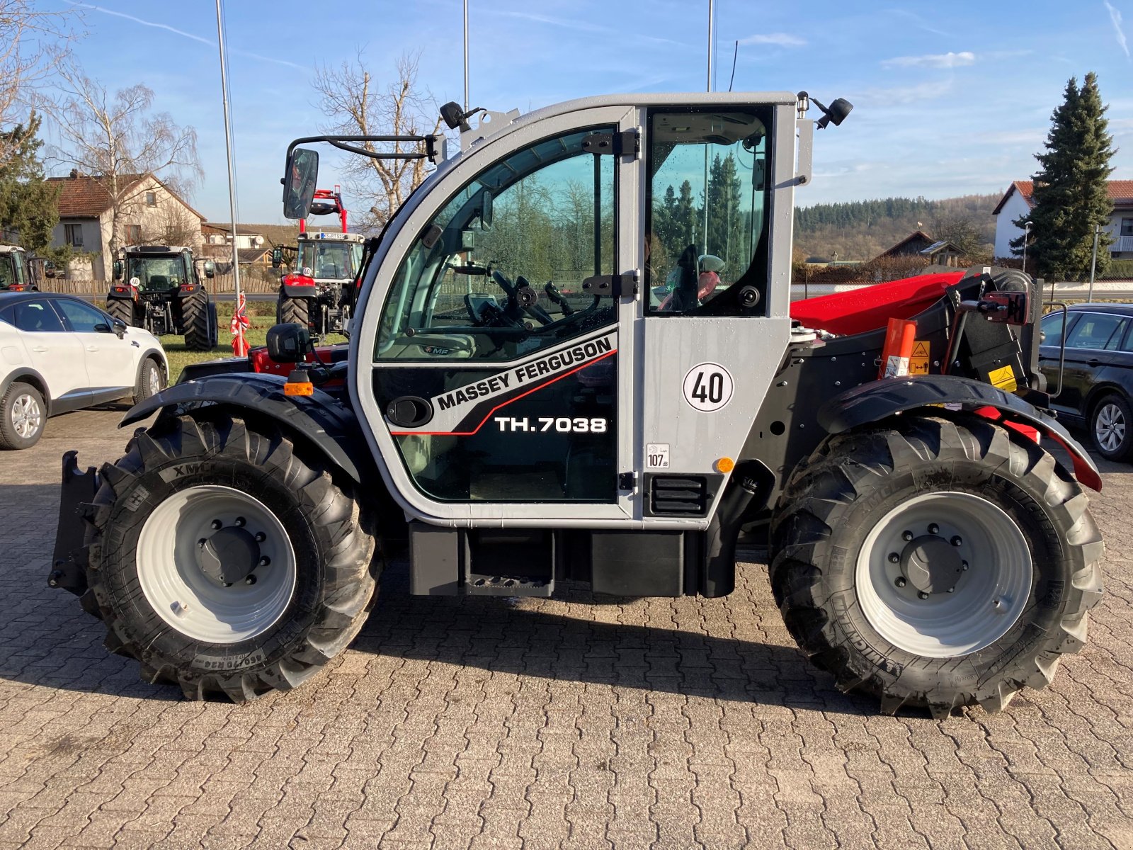 Teleskoplader typu Massey Ferguson TH.7038 Standard Stage 5 Exclu, Neumaschine w Trendelburg (Zdjęcie 1)