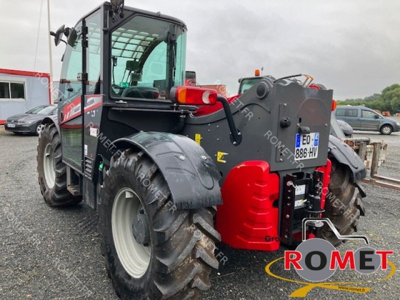 Teleskoplader van het type Massey Ferguson TH7038, Gebrauchtmaschine in Gennes sur glaize (Foto 3)