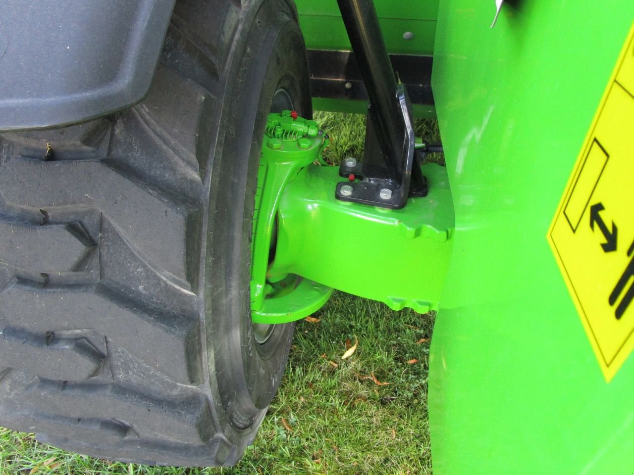 Teleskoplader of the type Merlo 27.6, Gebrauchtmaschine in Nieuw-Weerdinge (Picture 9)