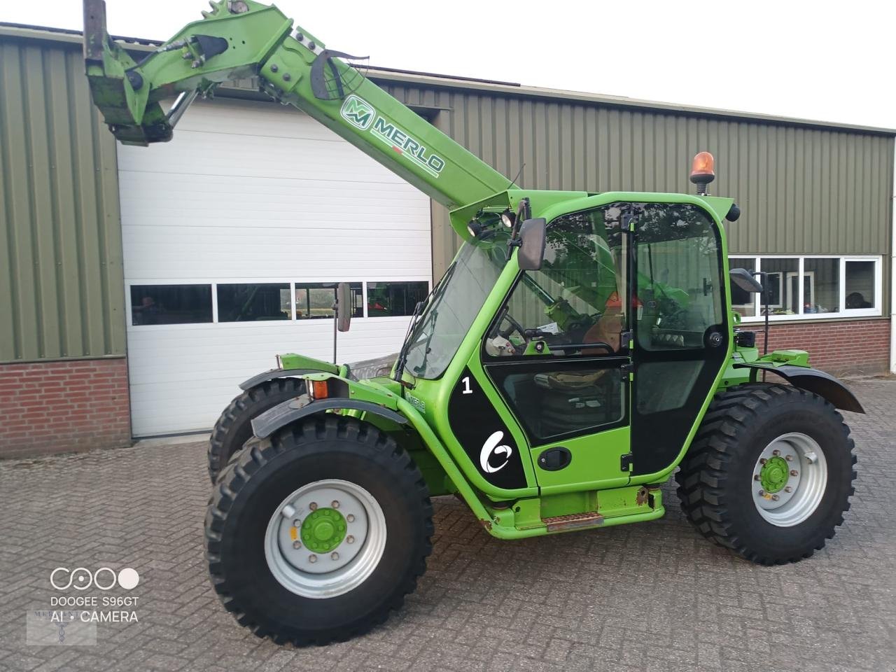 Teleskoplader van het type Merlo 32.6, Gebrauchtmaschine in Pragsdorf (Foto 1)