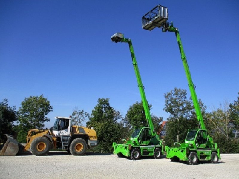 Teleskoplader du type Merlo 38.16 Roto, 2300 Std., evtl. mit Arbeitskorb und Fernbedienung, Gebrauchtmaschine en Rain-Gempfing (Photo 1)