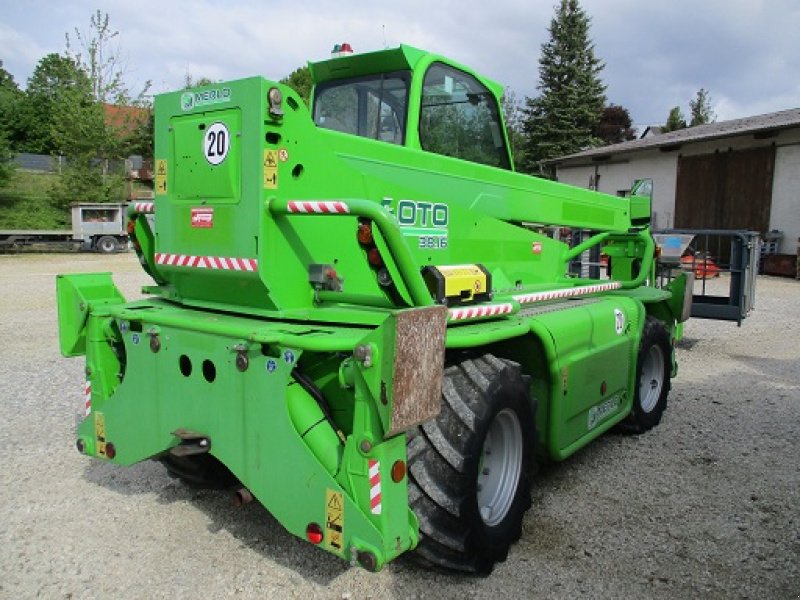 Teleskoplader du type Merlo 38.16 Roto, 2300 Std., evtl. mit Arbeitskorb und Fernbedienung, Gebrauchtmaschine en Rain-Gempfing (Photo 5)