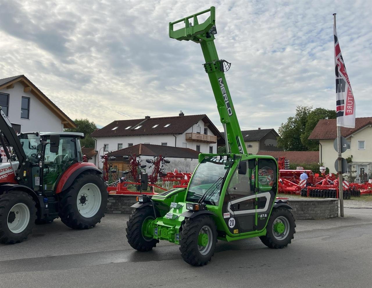 Teleskoplader van het type Merlo P 27.6 PLUS, Neumaschine in Ampfing (Foto 1)