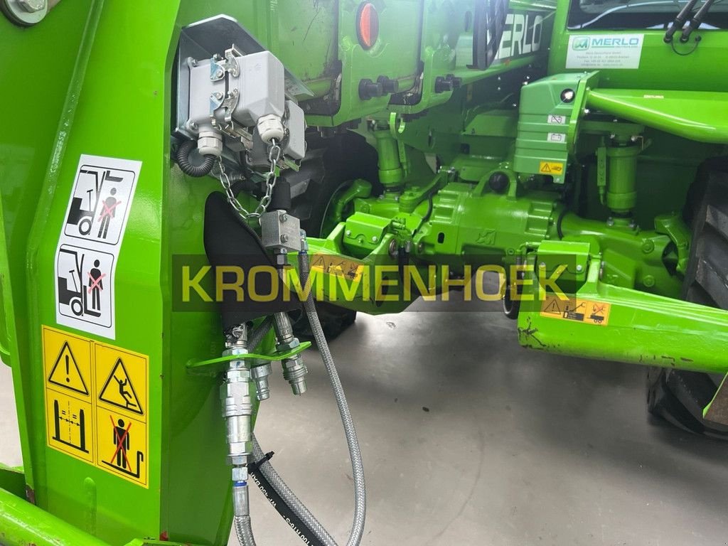 Teleskoplader of the type Merlo P 40.14 PLUS, Gebrauchtmaschine in Apeldoorn (Picture 10)