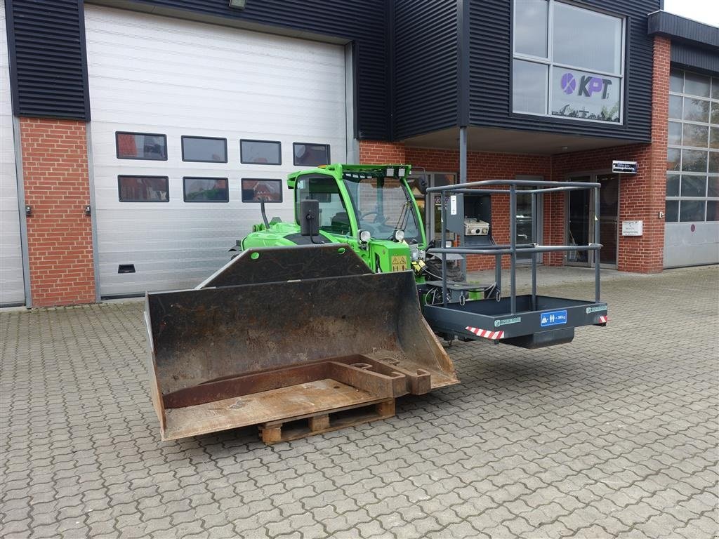 Teleskoplader van het type Merlo P27.6  Plus // PERSONLØFT // KUN 540 TIMER, Gebrauchtmaschine in Skive (Foto 2)