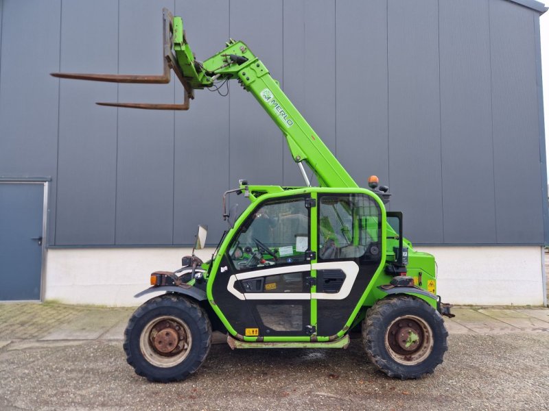 Teleskoplader van het type Merlo P27.6 PLUS, Gebrauchtmaschine in Oirschot