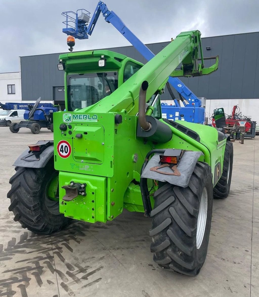 Teleskoplader of the type Merlo P32.6 PLUS, Gebrauchtmaschine in Wevelgem (Picture 2)