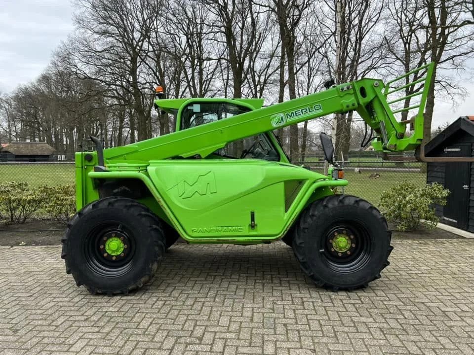 Teleskoplader van het type Merlo P34.7 Plus Verreiker, Gebrauchtmaschine in Harskamp (Foto 4)