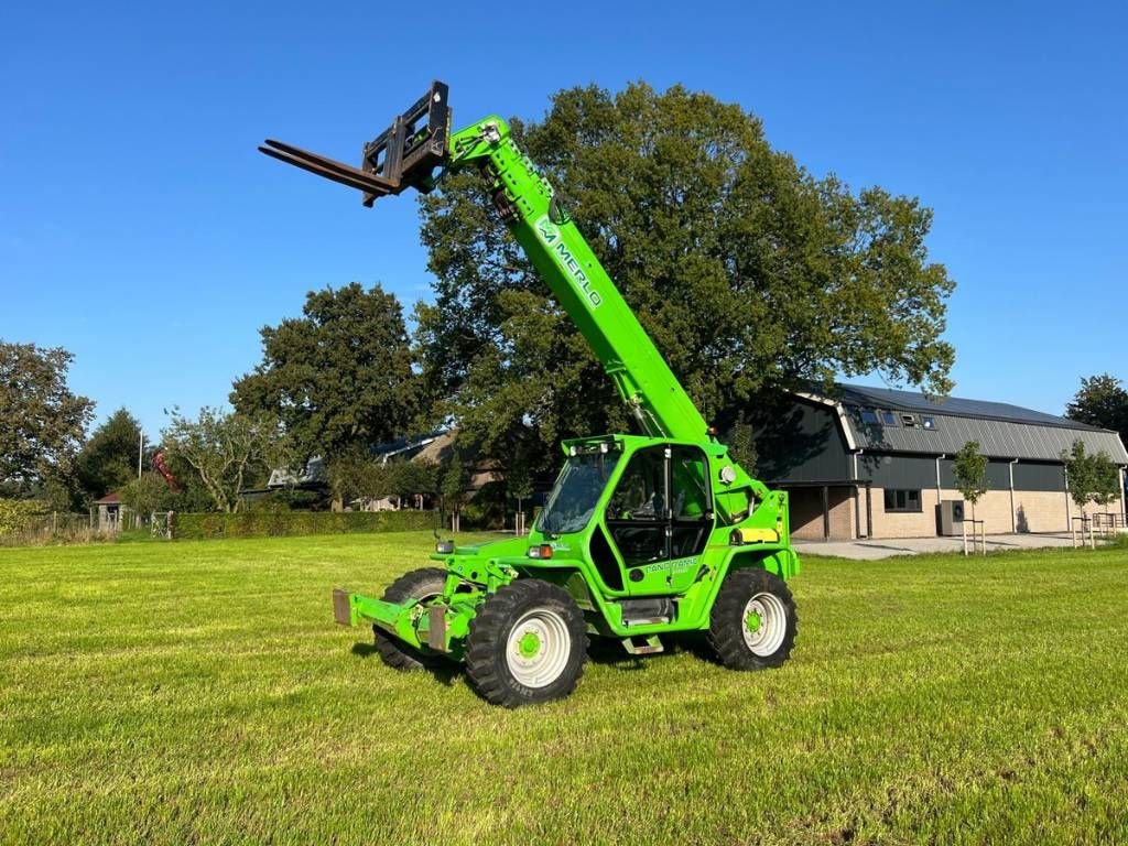 Teleskoplader del tipo Merlo P40-17 verreiker, Gebrauchtmaschine en Luttenberg (Imagen 3)