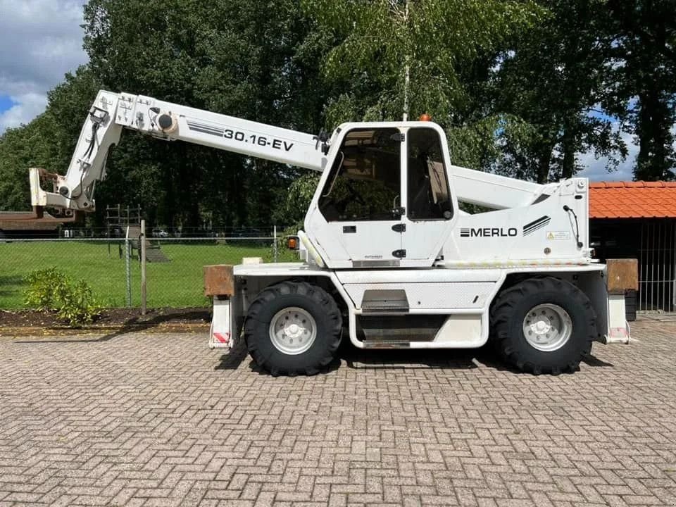 Teleskoplader typu Merlo ROTO 30.16 EV Verreiker Manitou, Gebrauchtmaschine v Harskamp (Obrázek 2)