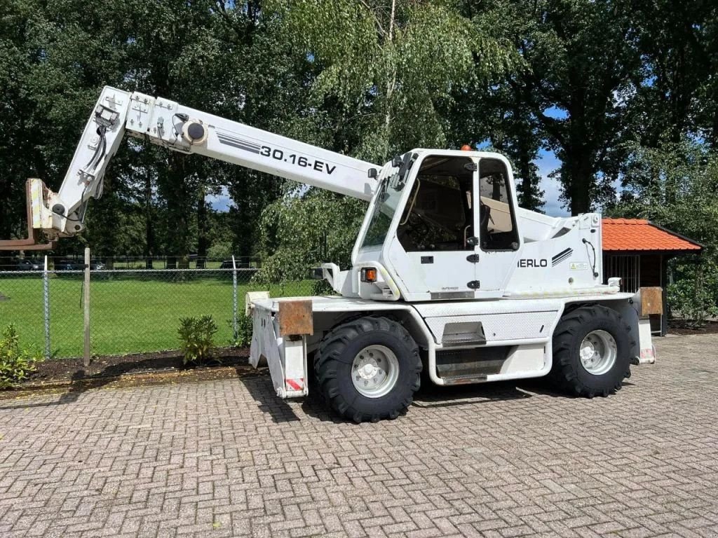 Teleskoplader des Typs Merlo ROTO 30.16 EV Verreiker Manitou, Gebrauchtmaschine in Harskamp (Bild 1)