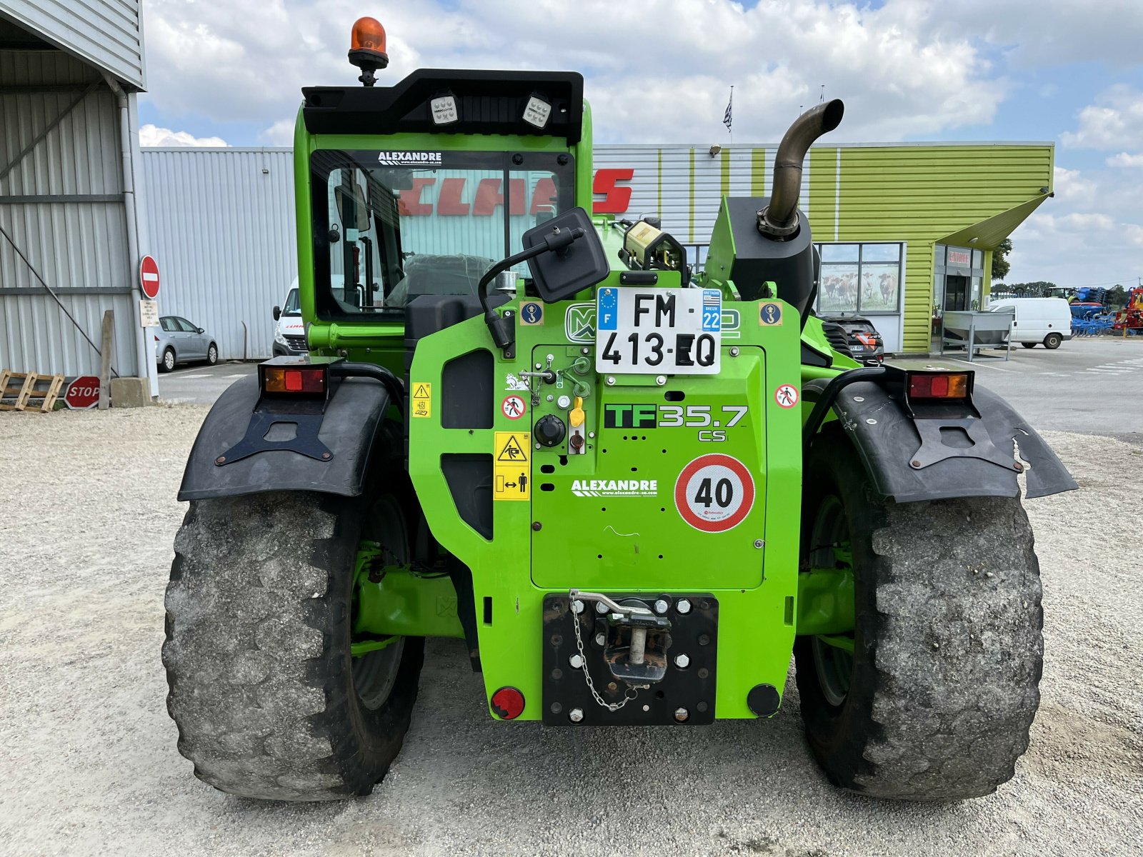 Teleskoplader del tipo Merlo TELESCOPIQUE TF 35.7, Gebrauchtmaschine In PONTIVY (Immagine 7)